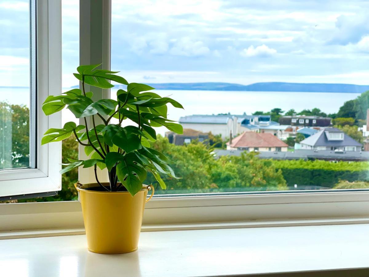 Sea View Family Stay By Beach Gym & Parking Bournemouth Exterior foto