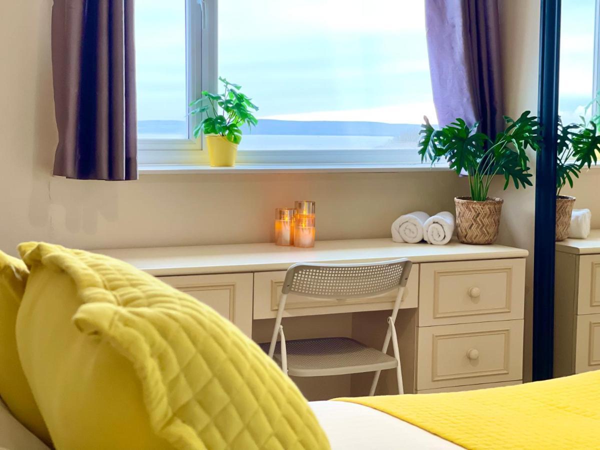 Sea View Family Stay By Beach Gym & Parking Bournemouth Exterior foto